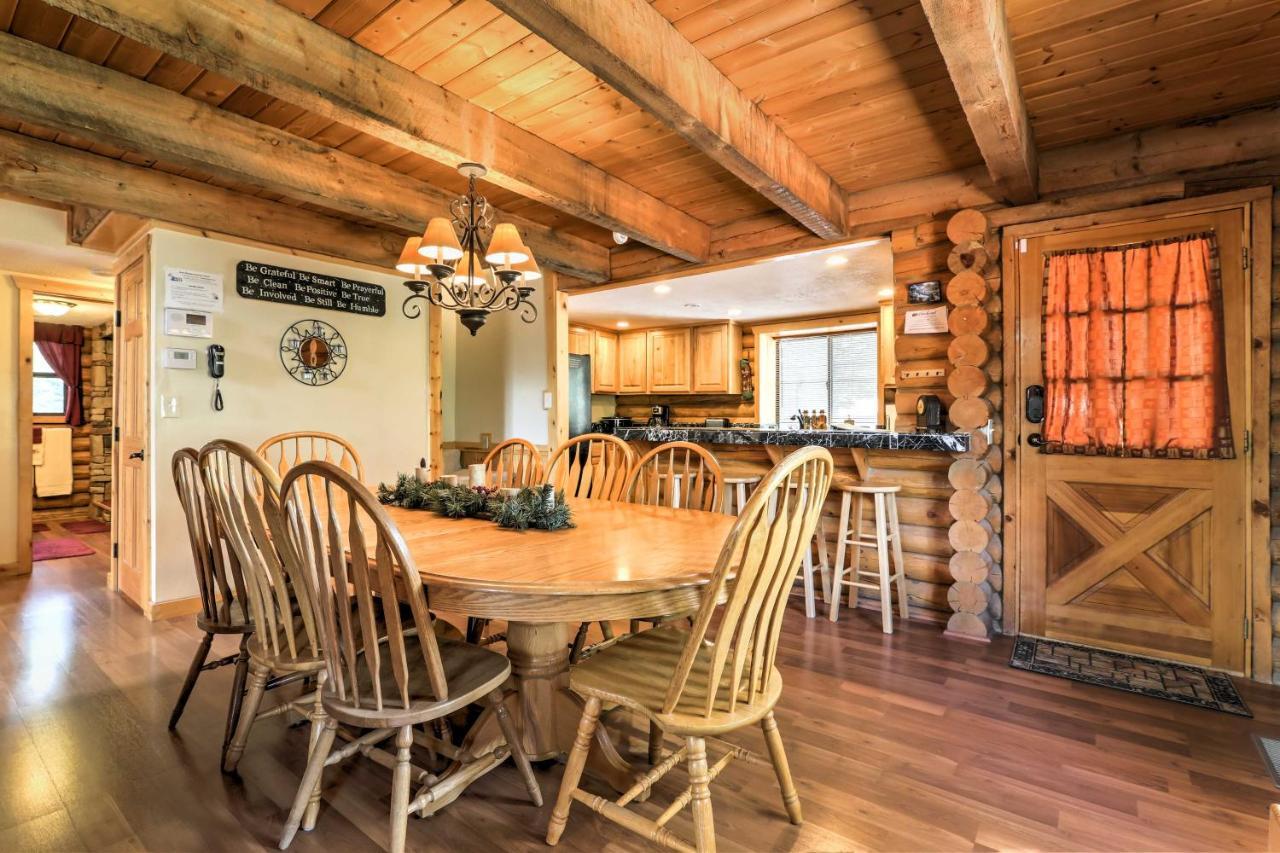 Cozy Utah Cabin With Deck And Fire Pit! Duck Creek Village Kültér fotó