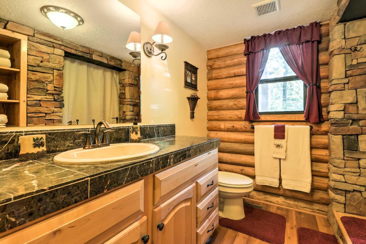 Cozy Utah Cabin With Deck And Fire Pit! Duck Creek Village Kültér fotó
